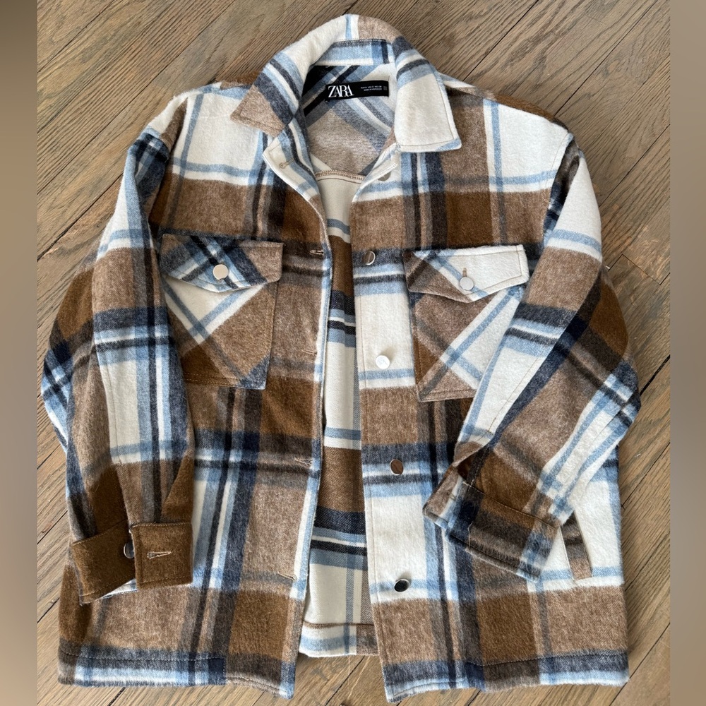 Zara Oversized Flannel Jacket Size Small